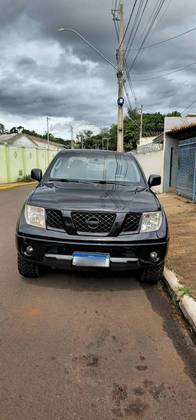 NISSAN FRONTIER 2.5 SEL 4X4 CD TURBO ELETRONIC DIESEL 4P AUTOMÁTICO